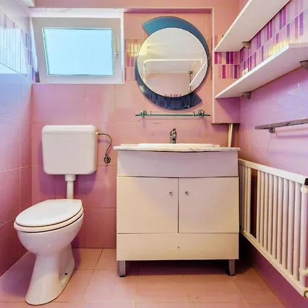 3 Bedroom In Privlaka (Zadar)