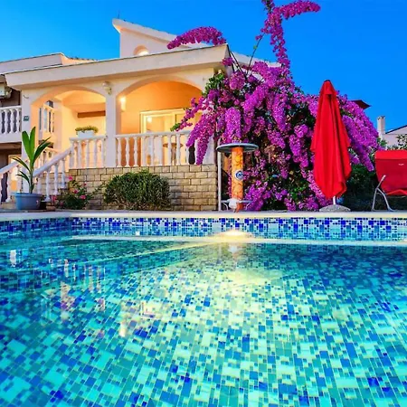 3 Bedroom In Nyaraló