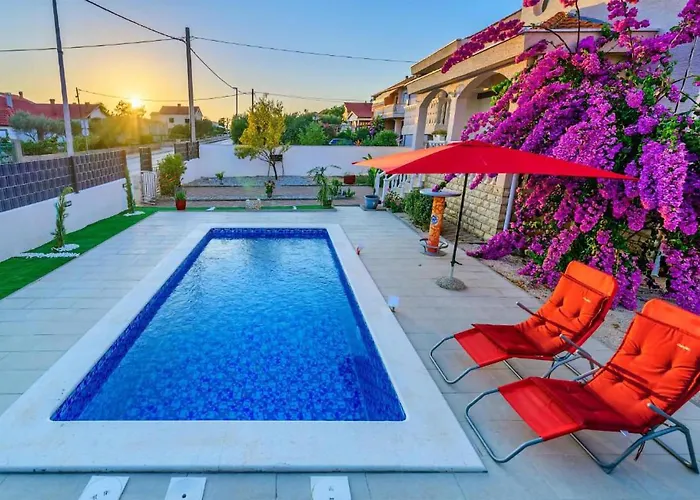 Ferienhaus 3 Bedroom In Privlaka (Zadar)